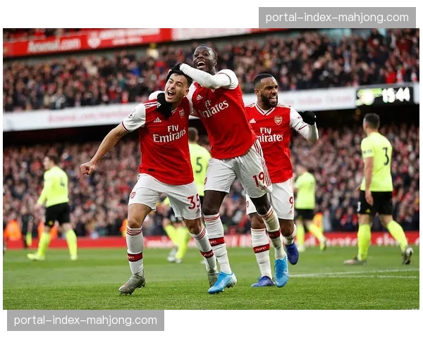 阿尔特塔边路斜向转移破解肋部防守 萨卡马丁内利内切路径获优化